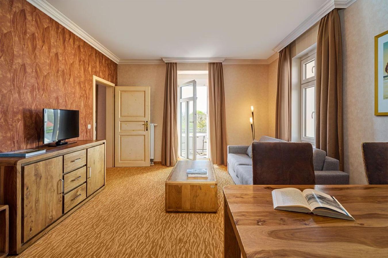 Strand- Und Wellnesshotel Preussenhof Цинновиц Экстерьер фото