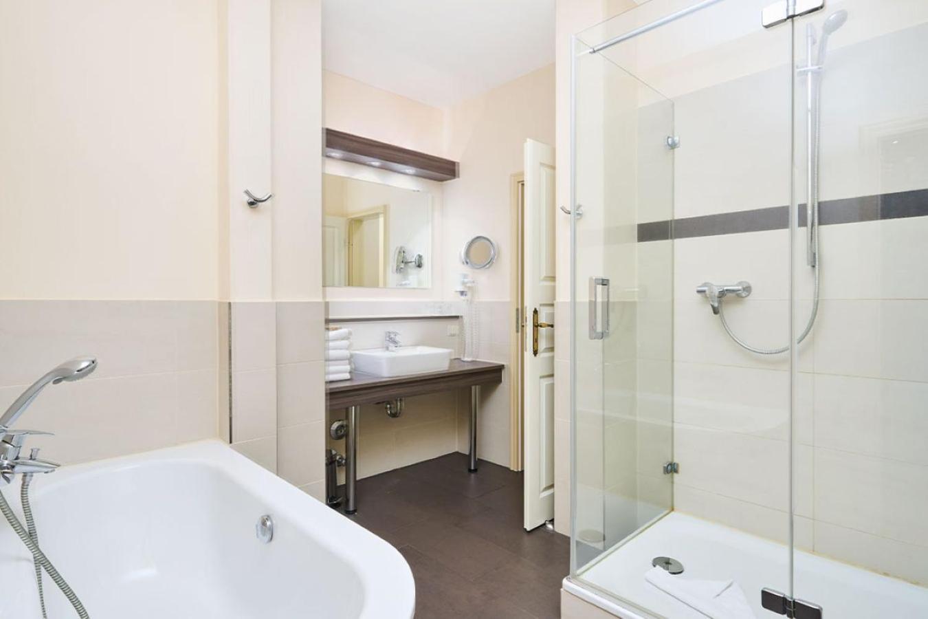 Strand- Und Wellnesshotel Preussenhof Цинновиц Экстерьер фото